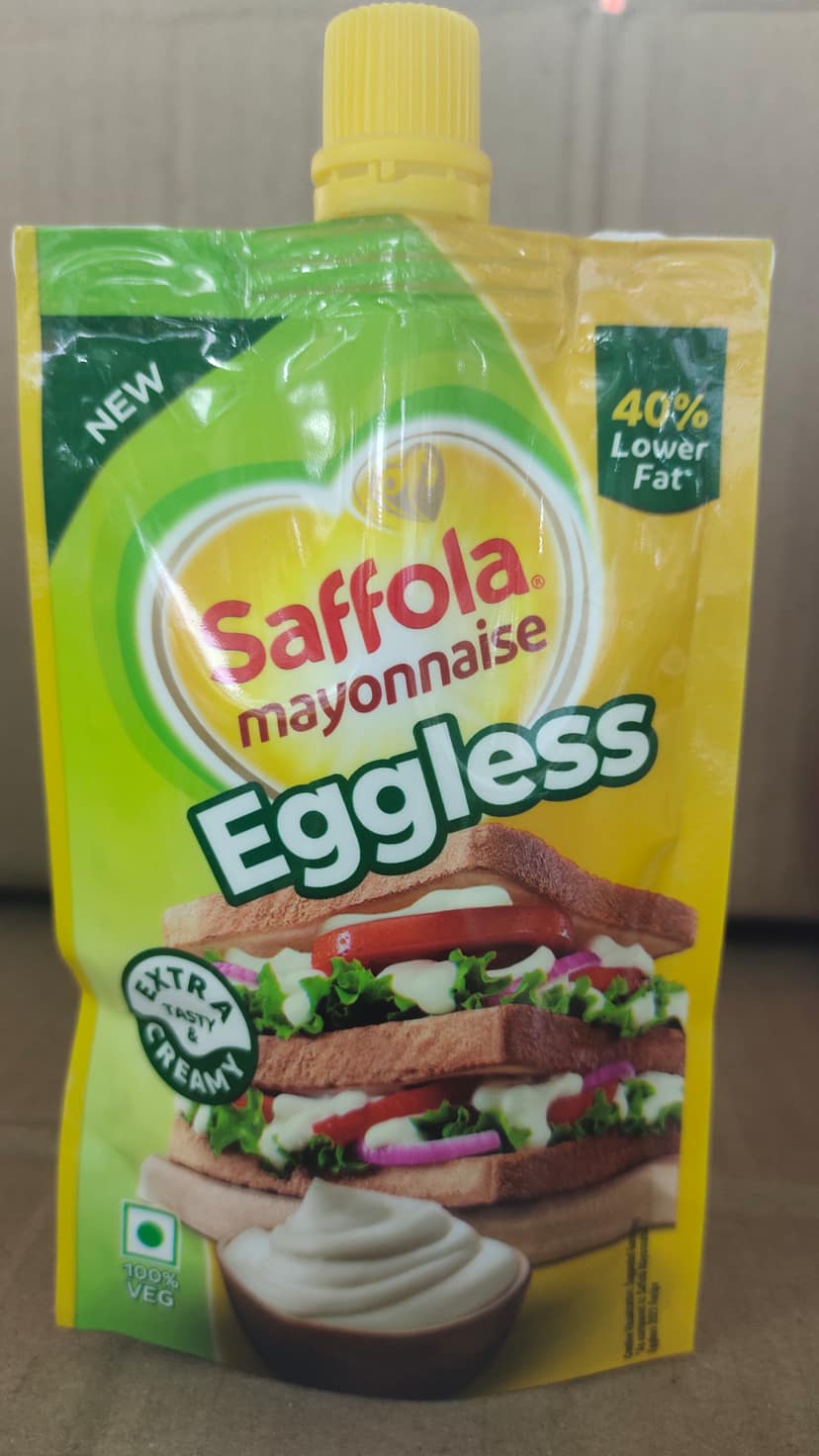 Saffola Mayonnaise Eggless - Extra Creamy & Tasty, Smooth & Thick Texture