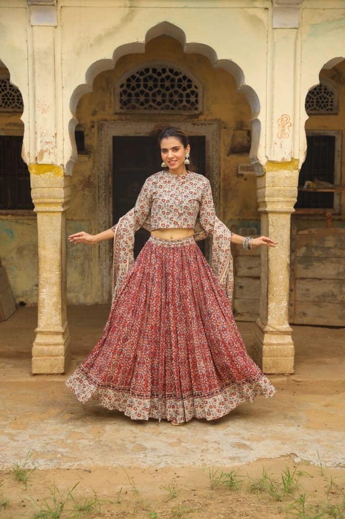 Handblock Printed Cotton Lehanga And Top With Mulmul Dupatta (Size: 34-46) Beige & Red Color-1844