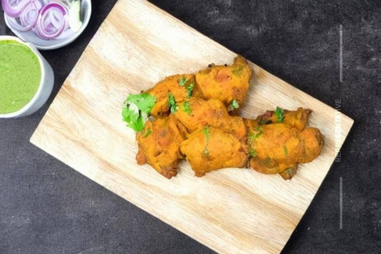 Kadi Pakoda