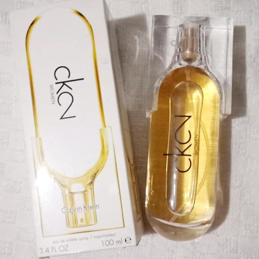 Calvin Klein CK2 Eau De Toilette 100ml – Fresh Floral Woody Perfume for Women view 3