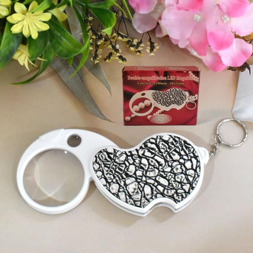 Double-Magnification Led Magnifiers Light Folding Keychain magnifier(1 Pc / Mix Color) view 3