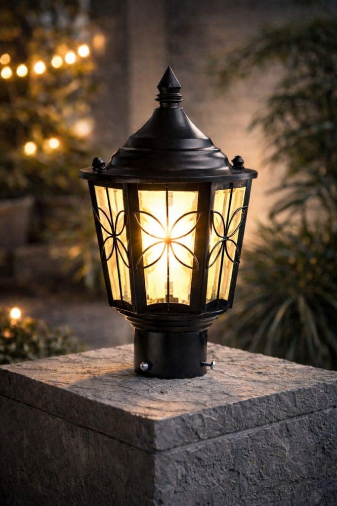 SPARKWORLD Waterproof Maharaja Round Outdoor Gate Light | Black Finish Garden Lamp for Gate, Pole & Outdoor Use Clear Glass | Colour: 522 Gate Light