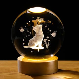 Arikyrist 3D Crystal Cat Figurine With Wooden LED Light Base, 80Mm Crystal Ball Decor, Laser Engraved Glass Sphere Gifts for Cat Lovers