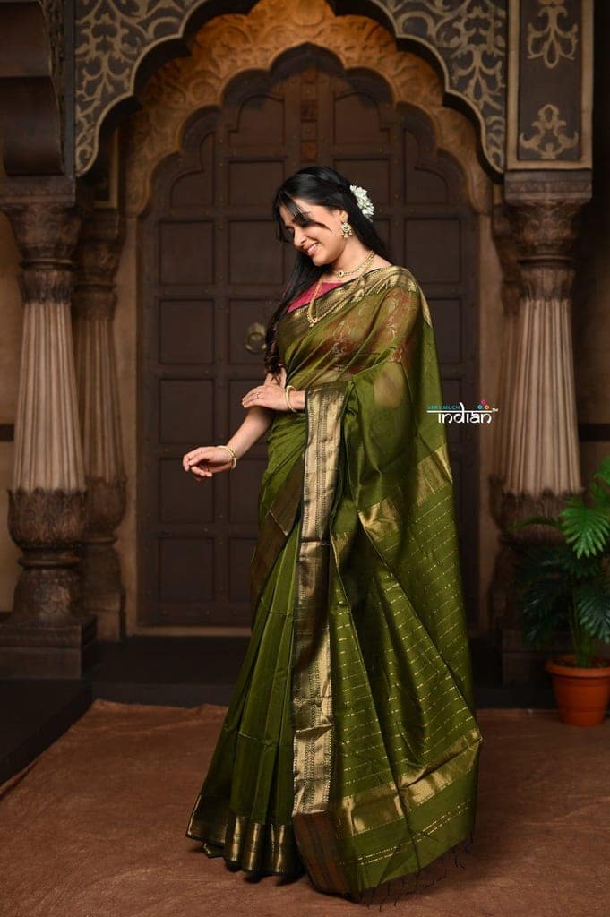 Parampara ~ Handloom Cotton Silk Saree with Golden Border in Mehendi Green view 2