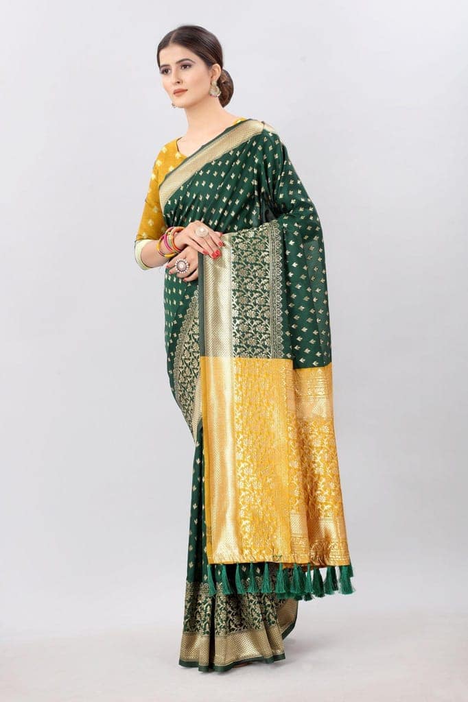 Women'sGreenBanarasiSilkWovenDesignSaree view 2