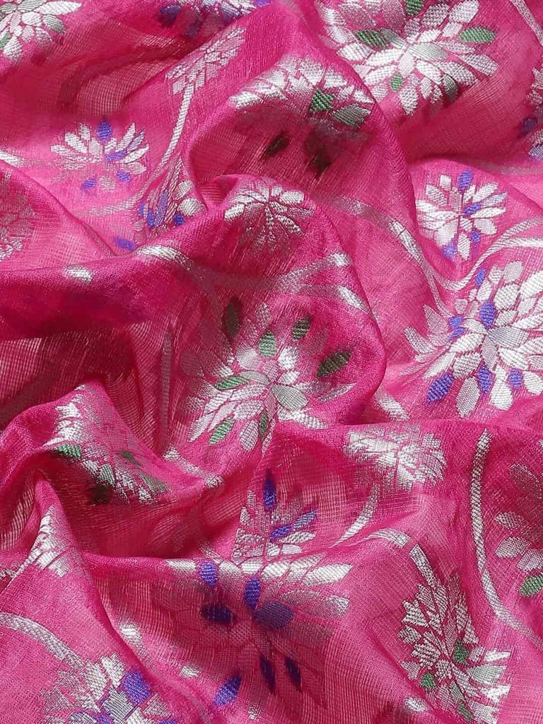 Women's Brocade Soft Silk Zari Woven Saree With Unstiched Blouse Piece view 5