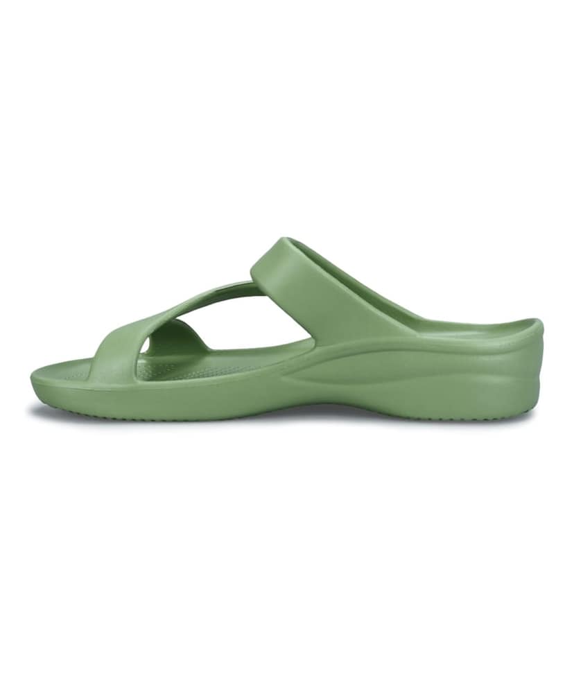 Paragon Women's Lightweight, Washable and Durable Green Slippers for Everyday Use view 3