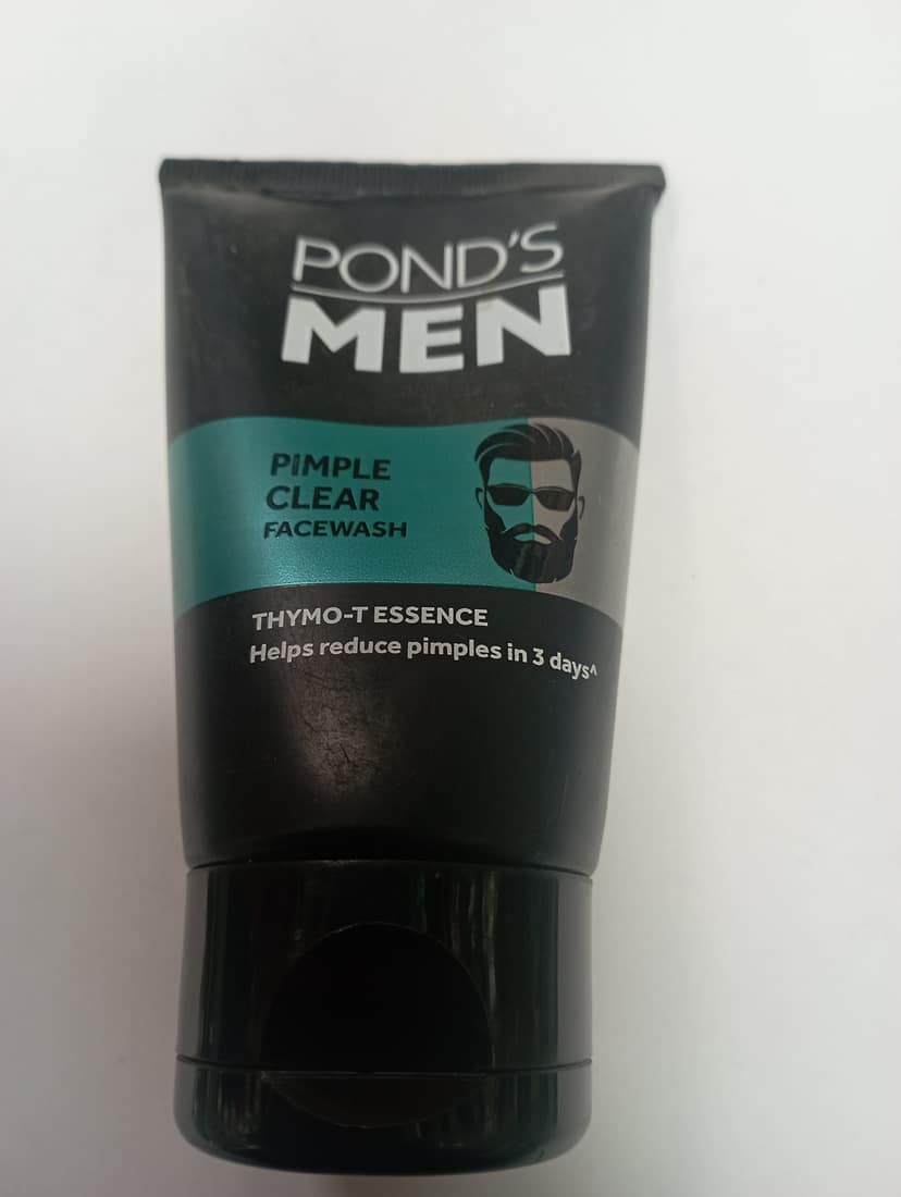 Pond's Men Pimple Clear Facewash Thymo-t essence Helps reduce pimples in 3 days