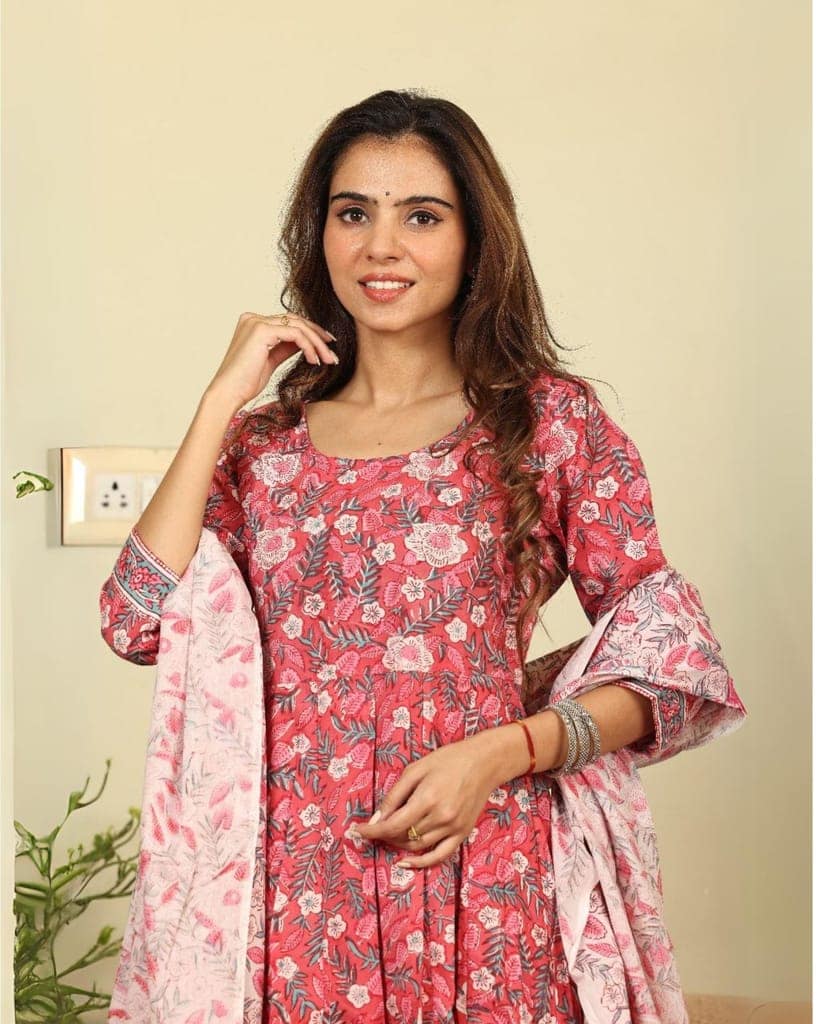 Anarakali Kurti Set Pink Color Bagru Handblock print with Mulmul Dupatta-8097 view 3