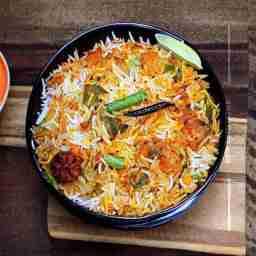 Veg biryani (full)