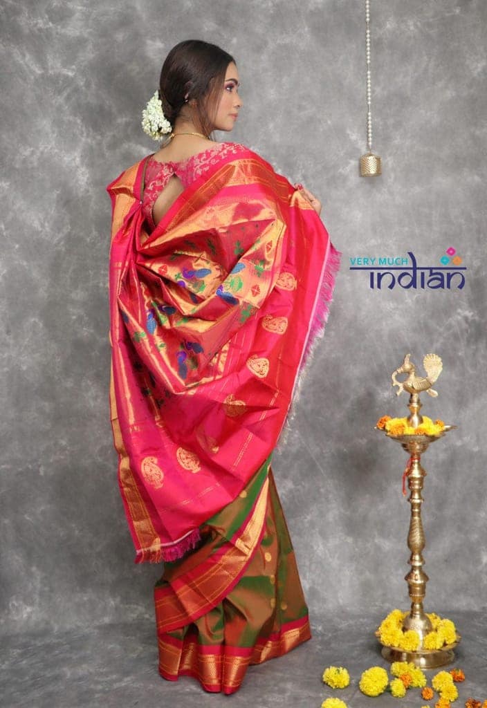 Rajsi~ Pure Silk Handloom - Maharani Paithani in dual shade of Olive Green and Magenta Border view 5