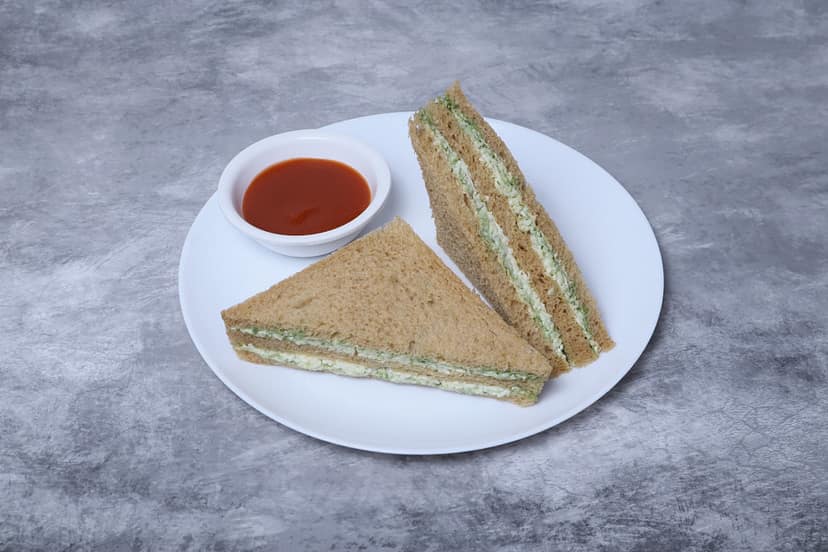 Cheese n chatni sandwich [2 slices] brown bread