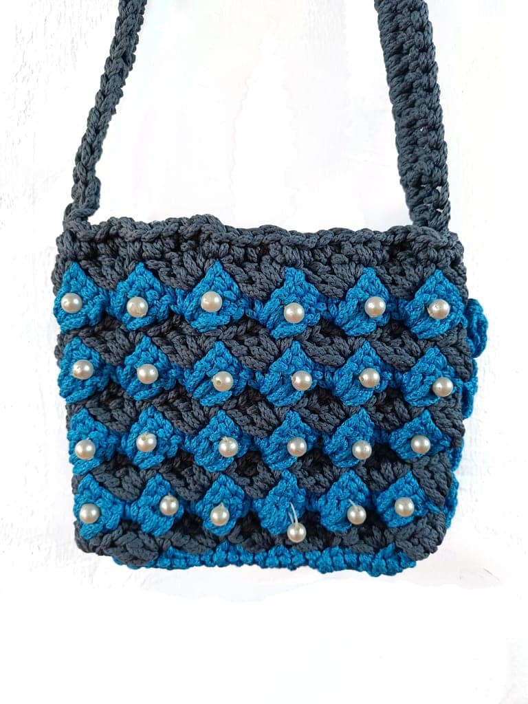 Square Shape Macrame Sling view 4