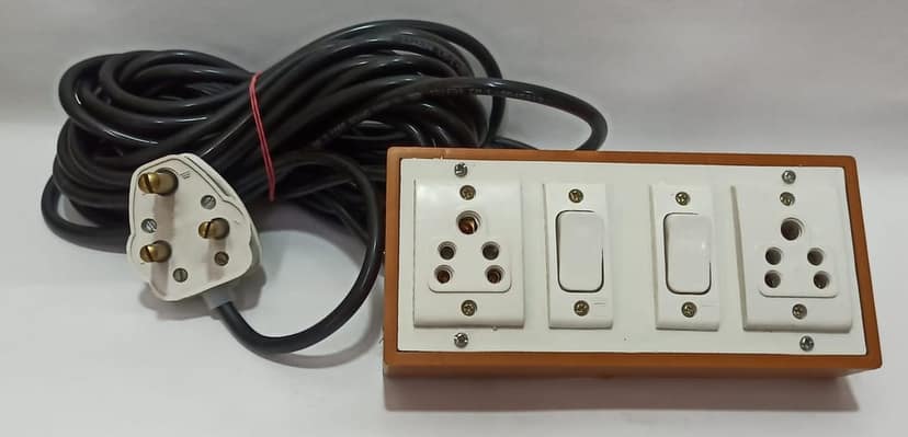 6A 2 Sockets (5 Pin Socket) & 2 Switch Extension Box with 16A Plug & 3m Wire view 4