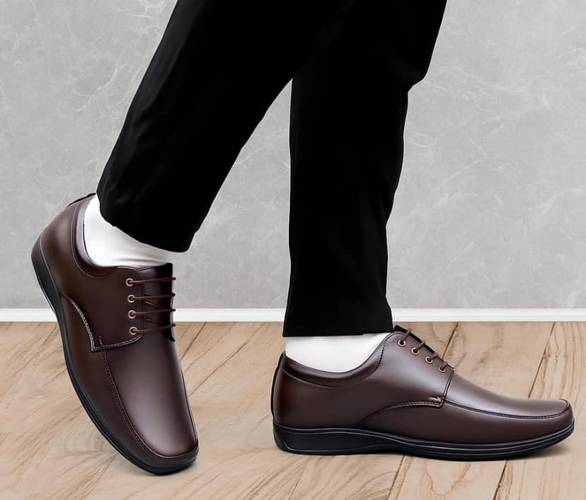 Men's Synthetic Leather Solid Lace-Up Formal Shoes (Brown) view 2
