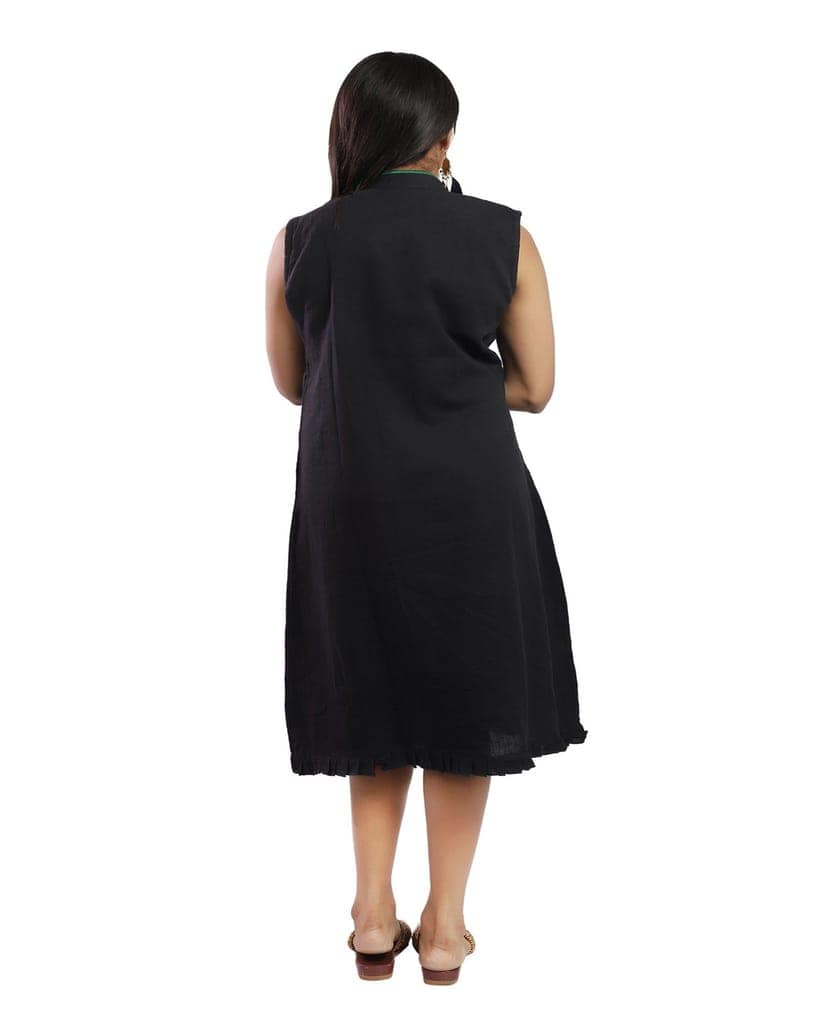 Bold Is Beautiful Black Handwoven cotton Embroidered Kurta view 4