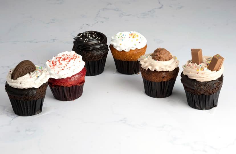 Assorted premium cupcakes pack of 2