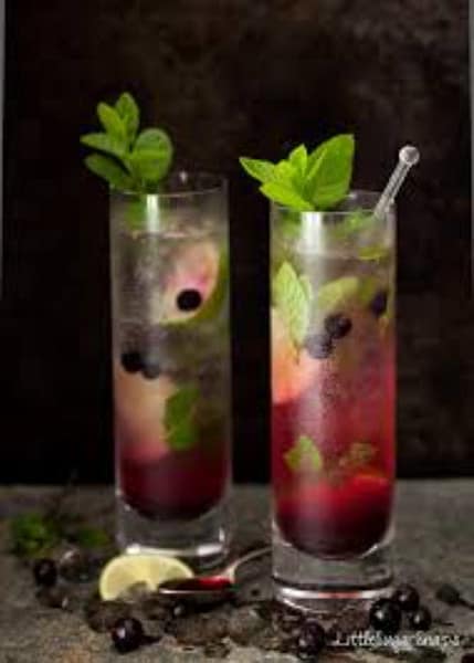 Black currant mojito