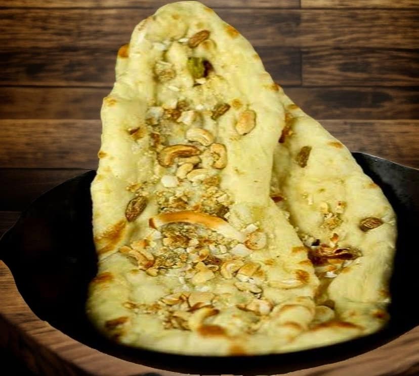 Cashew nut naan [ 1 pieces ]