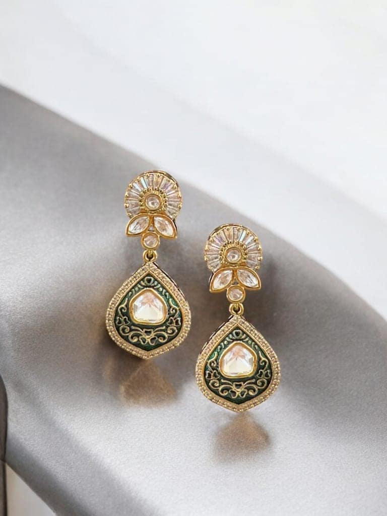 Exquisite Kundan Meenakari Necklace Set By Dia Art Jewels view 3