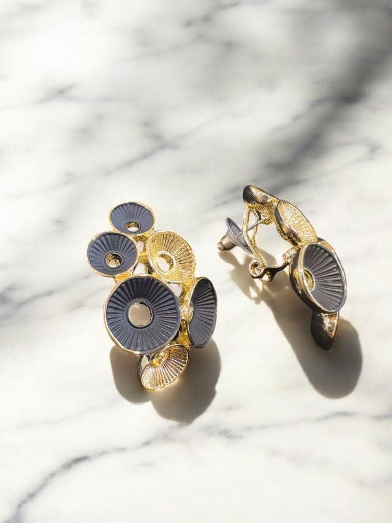 Steady Sparkle - A Collection By Amit Chauhan And Sons view 3