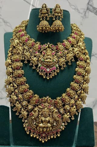 "Exquisite Antique Gold Temple Jewellery Set with Ruby Stones"