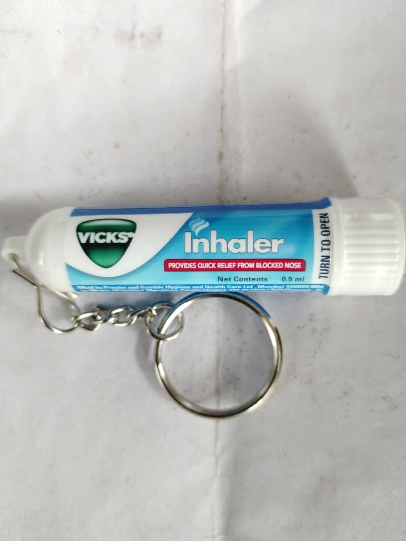 Vicks Inhaler Provides quick relief from blocked nose 0.5ml