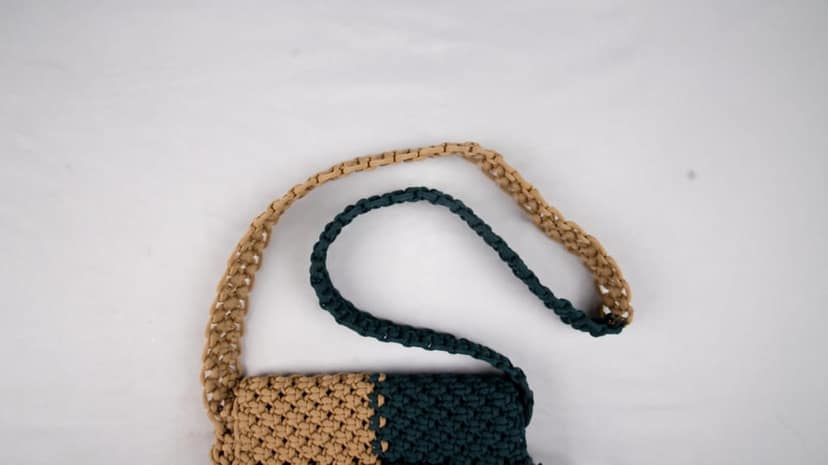 macran hand bag view 3