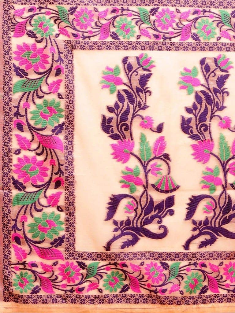 Women's Cotton Jamdani Saree With Unstiched Blouse Piece view 3