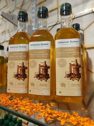 Annavat House Wood-Pressed White Sesame Oil (200ml) | Unrefined & Chemical-Free | Traditional Cooking