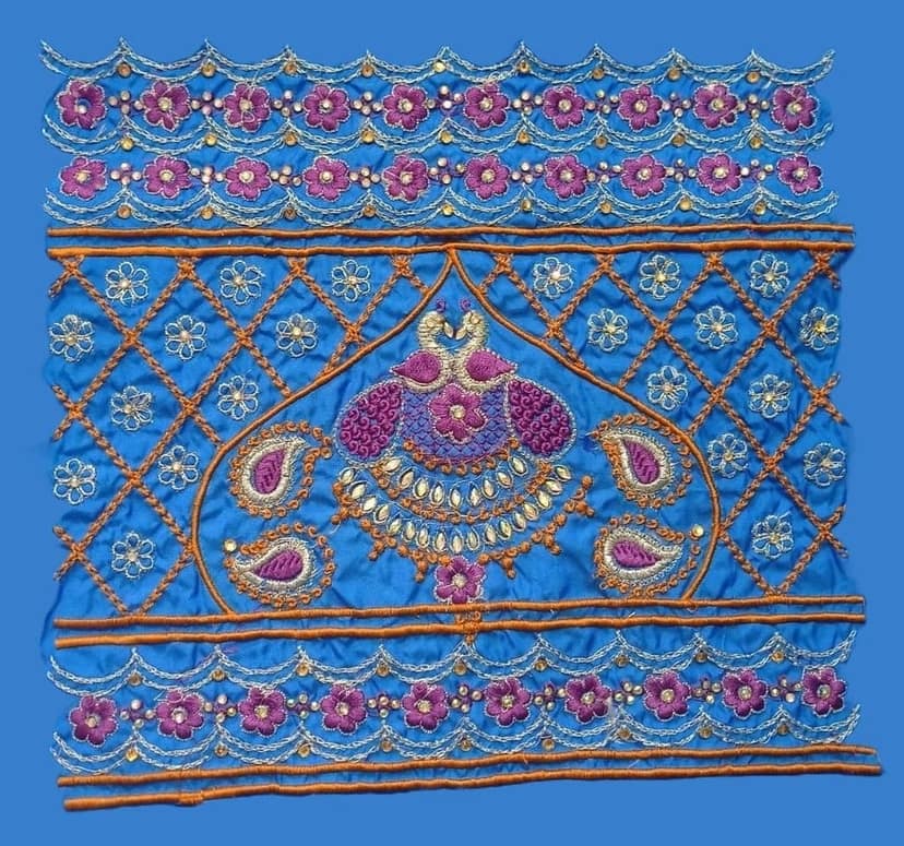 Indian Traditional Paisley Embroidery Blouse Neck Design view 2