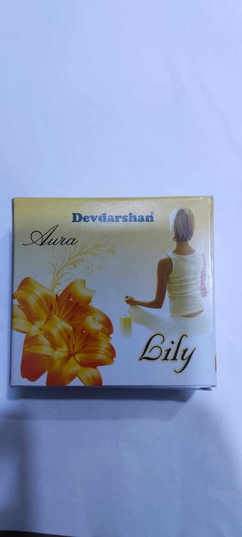 Devdarshan Aura Lily