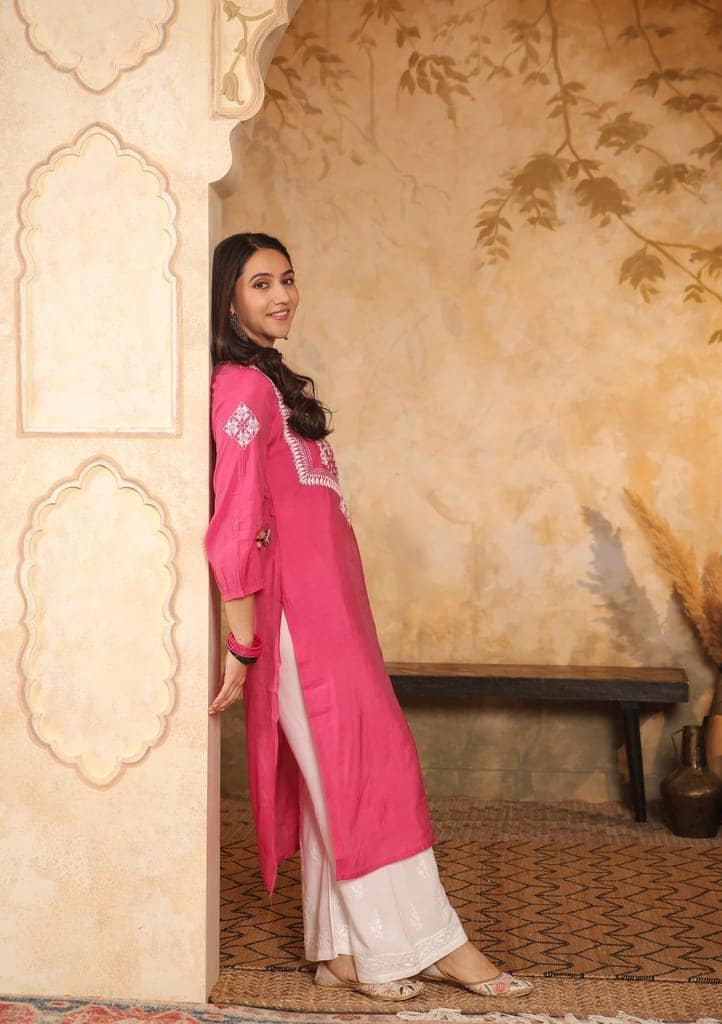 Chanderi Chikankari Solid Women's Long Kurta - Pink view 4