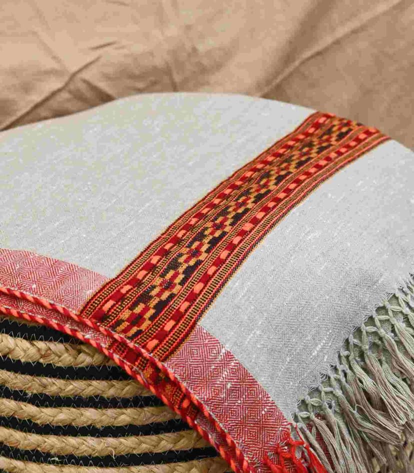 Himachali Pure Kullu Handloom Stole – Gray view 2