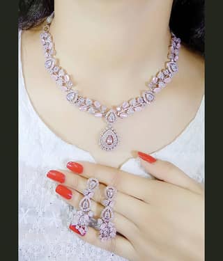 Ladymania Pink Alloy Necklace Set ( Pack of 1 )