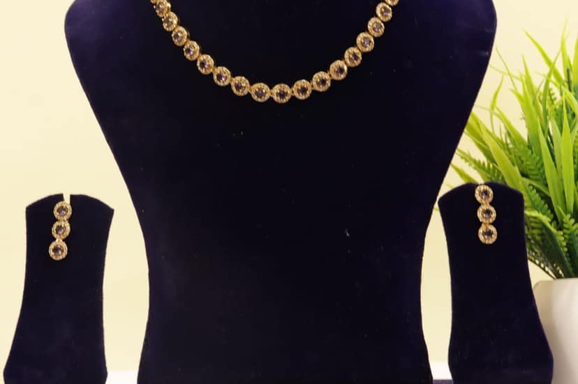 Stunning Cubic Zirconia Necklace and Earrings Set in Gold Plated Alloy view 3