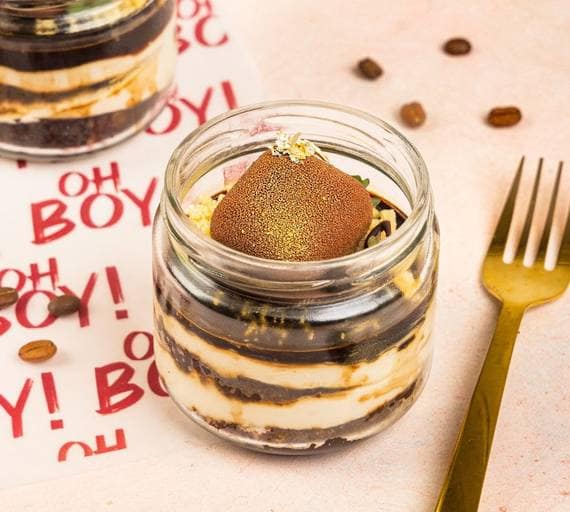 Tiramisu cake jar