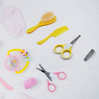 Born Baby Health Care Kit Baby Health Care And Grooming Kit 4 in 1 Nail Clipper Brush Comb Scissors Baby Safety Care Kit (4 Pcs Set)