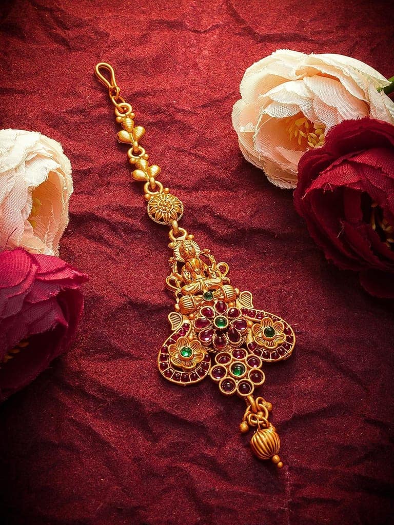 Morison Classic Pearl Drop Mangtikka Timeless Simplicity