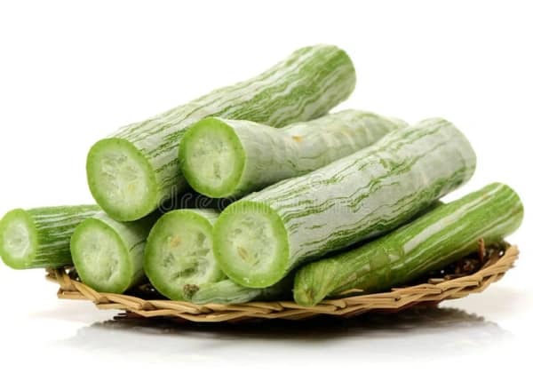 Snake Gourd - Chichinda / Padwal Padval - 500 gm