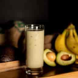 Avocado Banana Smoothie [300 ML, 320 Kcal | Bit Sweet]