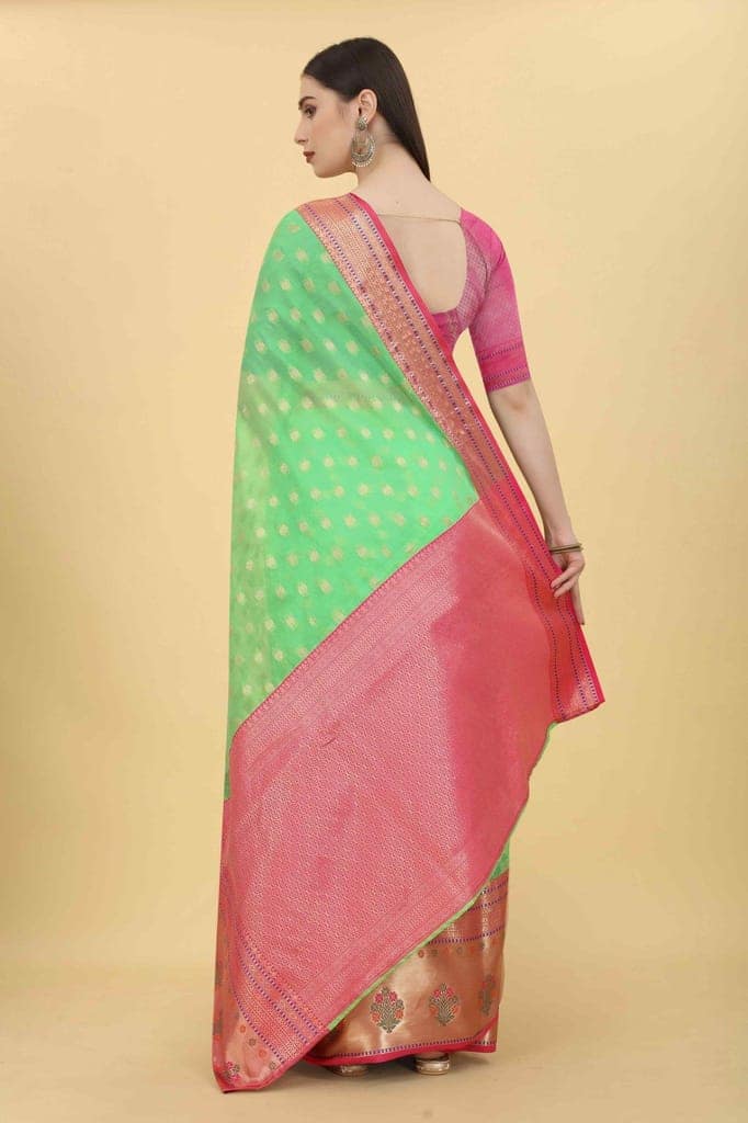 Women's Ethnic Motifs Art Silk Saree With Blouse Piece view 3