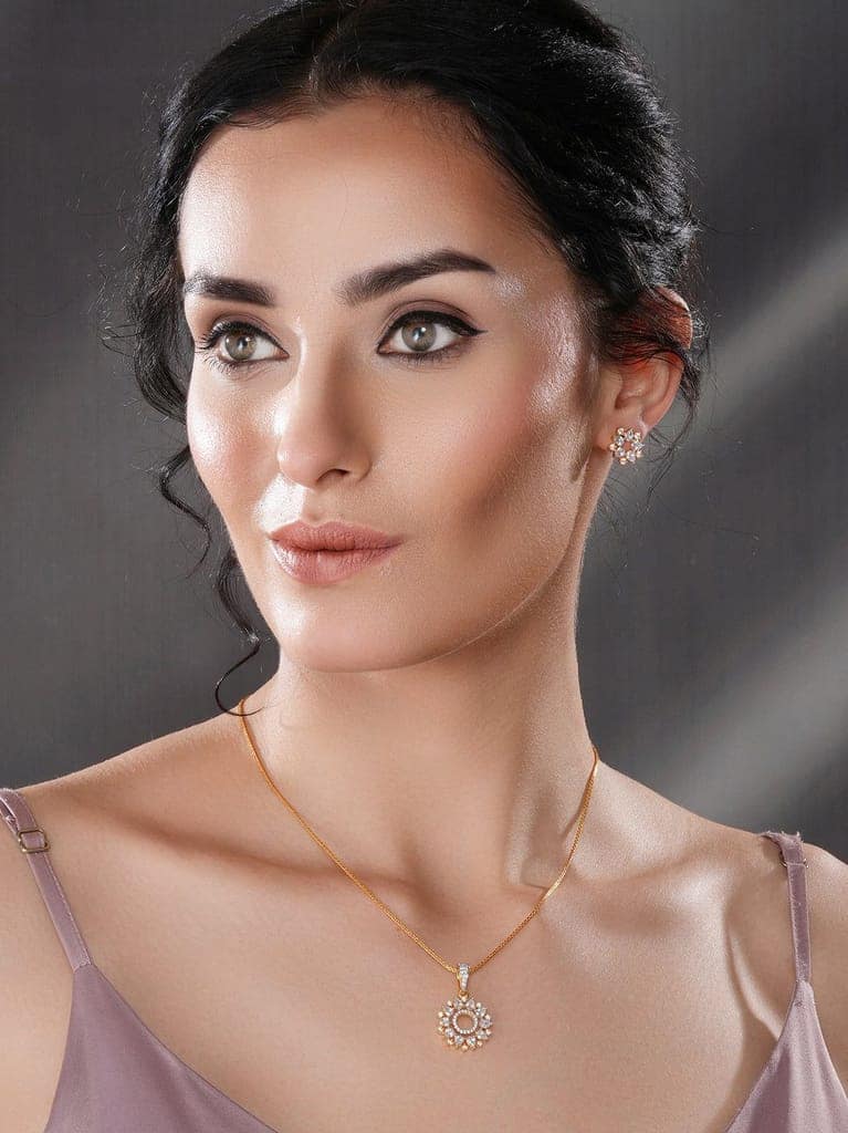 Gold Toned Cubic Zircon Studded Halo Designer Minimal Locket Pendant Jewellery Set view 3