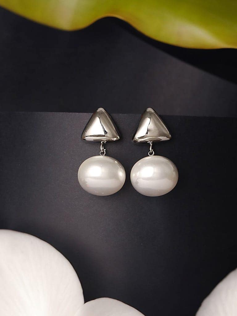 Anti-Tarnish Silver Plated Tiangular Pearl Drop minimal Earrings view 8