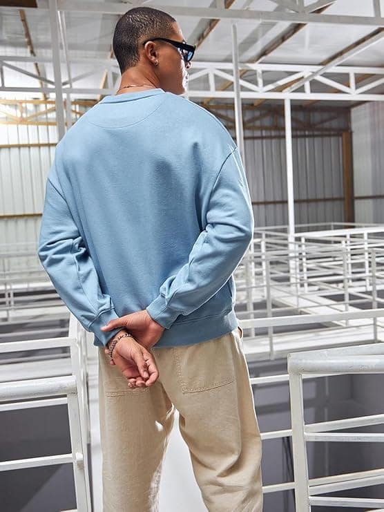 Men's Solid Oversized Fit Full Sleeve Round Neck Fleece Sweatshirt view 3