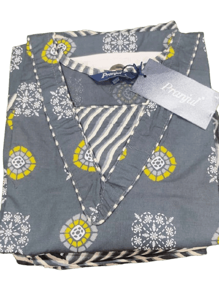 Women s Grey and White Floral Print Cotton Kurta with V Neck and 3 4 Sleeves