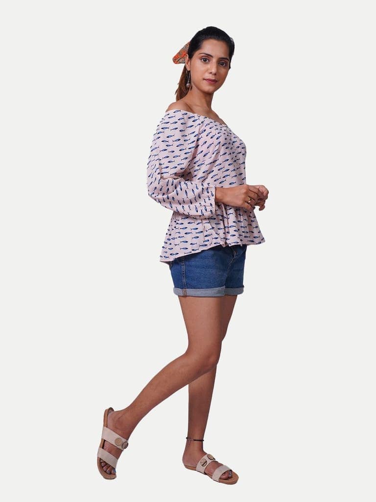 Women Light Pink Printed Peplum Top view 3
