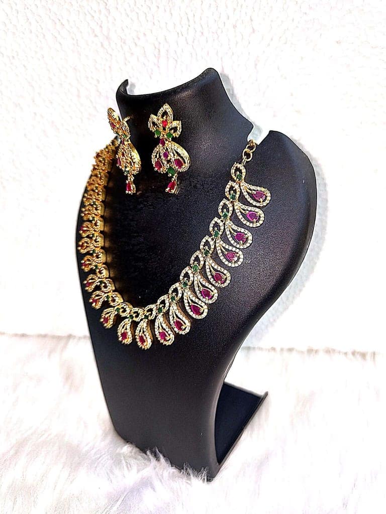 Stunning Gold-Plated Kundan and Pearl Necklace Set with Earrings view 3