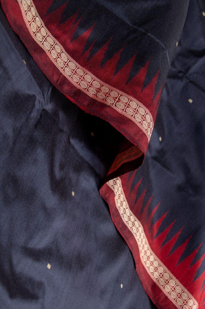 Black & Red Ikkat Silk Saree view 4