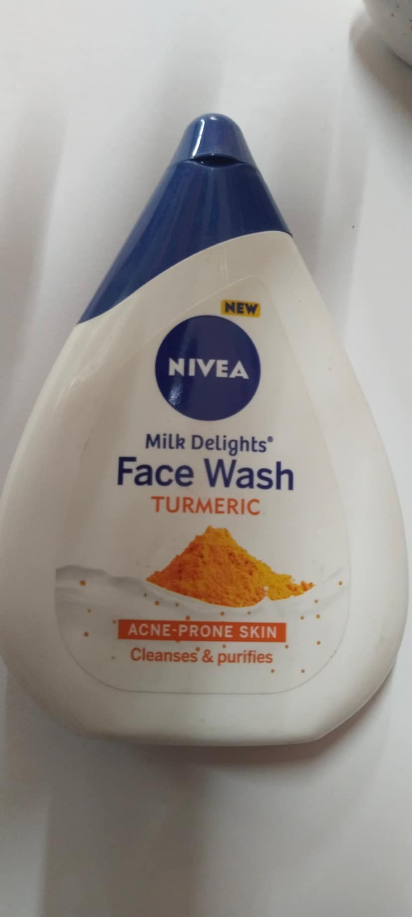 Nivea Milk delights Face wash Turmeric